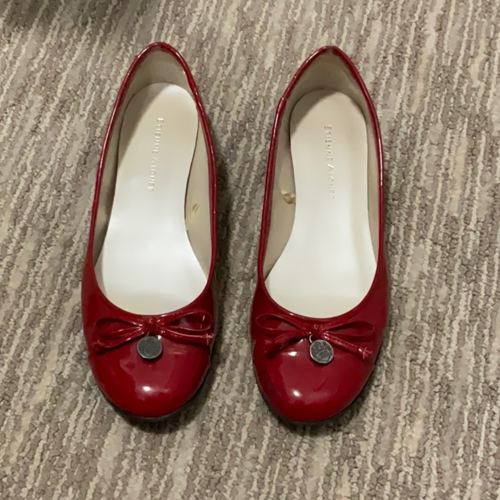 Etinne Aigner size 6.5 ladies flats
